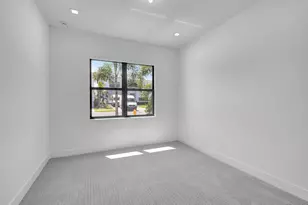 13079 Feathering Wy, Palm Beach Gardens, FL 33412 - Photo 9