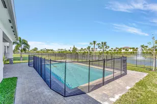 13079 Feathering Wy, Palm Beach Gardens, FL 33412 - Photo 51