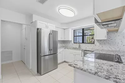 701 Bartow Street, Fort Pierce, FL 34982 - Photo 9