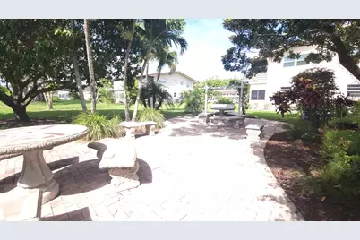 319 Chatham P, West Palm Beach, FL 33417 - Photo 21