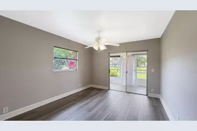 220 Seville J, Delray Beach, FL 33446 - Photo 9