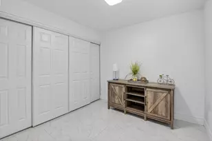 4310 Village Dr, Delray Beach, FL 33445 - Photo 43