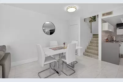 4310 Village Drive #D, Delray Beach, FL 33445 - Photo 11