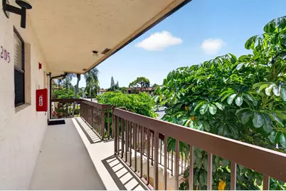 7245 Golf Colony Court #205, Lake Worth, FL 33467 - Photo 5
