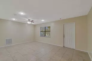 1166 SE Preston Ln, Port Saint Lucie, FL 34983 - Photo 11