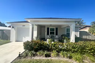 2277 SE Monroe St, Stuart, FL 34997 - Photo 1