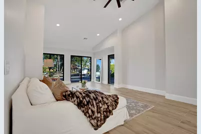 1107 SE 13th Court, Deerfield Beach, FL 33441 - Photo 23