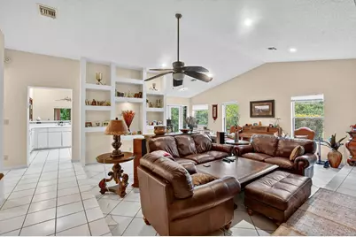 20803 Cabrillo Way, Boca Raton, FL 33428 - Photo 9