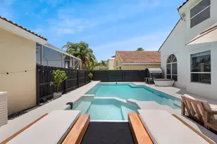 6017 Newport Village Way, Lake Worth, FL 33463 - Photo 9