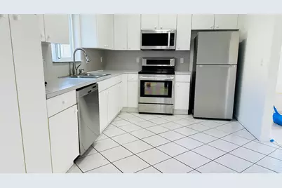 7634 NW 99th Way NW, Tamarac, FL 33321 - Photo 5