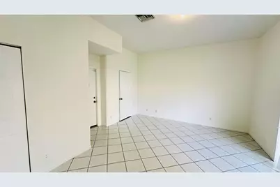 7634 NW 99th Way NW, Tamarac, FL 33321 - Photo 25
