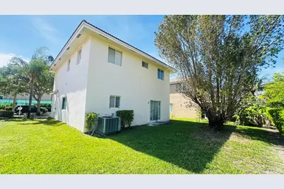 7634 NW 99th Way NW, Tamarac, FL 33321 - Photo 29