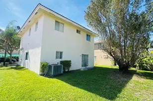 7634 NW 99th Way NW, Tamarac, FL 33321 - Photo 29