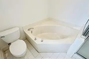7634 NW 99th Way NW, Tamarac, FL 33321 - Photo 11
