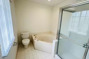 7634 NW 99th Way NW, Tamarac, FL 33321 - Photo 9