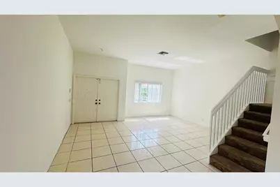 7634 NW 99th Way NW, Tamarac, FL 33321 - Photo 3
