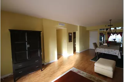 4001 Hillcrest Drive #510, Hollywood, FL 33021 - Photo 3