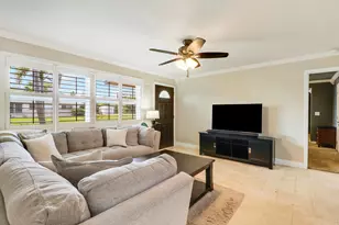 19049 SE Robert Dr, Jupiter, FL 33469 - Photo 5