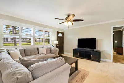 19049 SE Robert Drive, Jupiter, FL 33469 - Photo 5