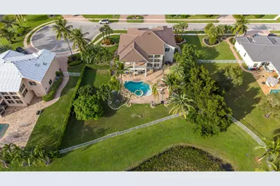 11352 Regatta Lane, Wellington, FL 33449 - Photo 19