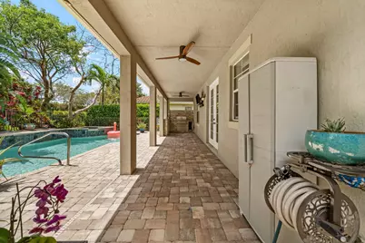 10652 Ivanhoe Lane, Wellington, FL 33414 - Photo 11