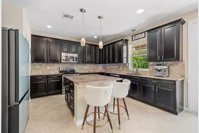 10652 Ivanhoe Lane, Wellington, FL 33414 - Photo 11