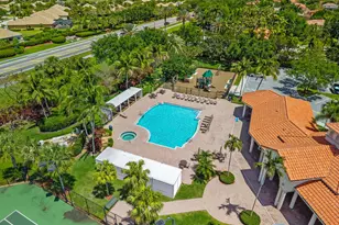 10652 Ivanhoe Ln, Wellington, FL 33414 - Photo 49