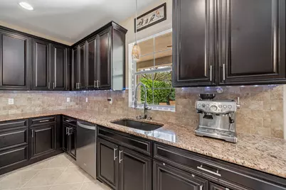 10652 Ivanhoe Lane, Wellington, FL 33414 - Photo 13