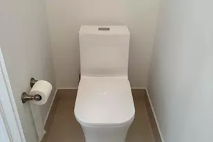 815 NE 17th Ave, Fort Lauderdale, FL 33304 - Photo 11