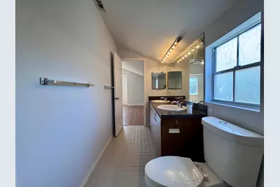 5889 Snowdrop Way, West Palm Beach, FL 33415 - Photo 15