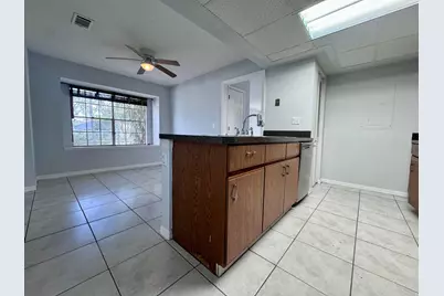 5889 Snowdrop Way, West Palm Beach, FL 33415 - Photo 5