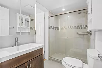2936 Lake Shore Drive #204, West Palm Beach, FL 33404 - Photo 23