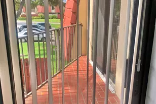 3915 Victoria Dr, West Palm Beach, FL 33406 - Photo 17