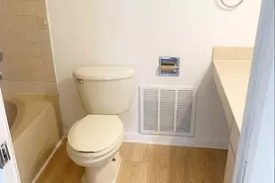 3915 Victoria Dr, West Palm Beach, FL 33406 - Photo 7