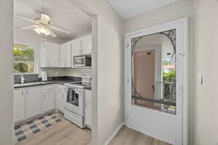 2600 SE Ocean Blvd, Stuart, FL 34996 - Photo 3