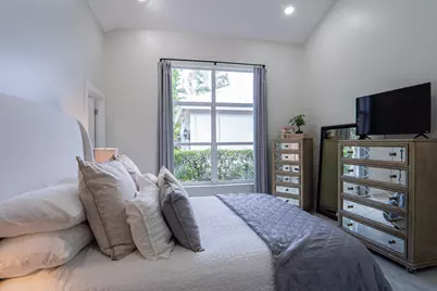 6670 NW 27th Avenue, Boca Raton, FL 33496 - Photo 23