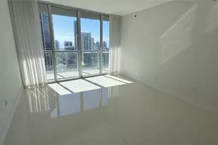 475 Brickell Ave, Miami, FL 33131 - Photo 9