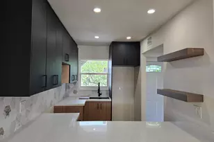 3001 Sunrise Lakes Dr E, Sunrise, FL 33322 - Photo 13