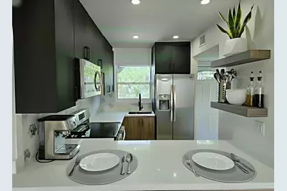 3001 Sunrise Lakes Drive E #303, Sunrise, FL 33322 - Photo 5