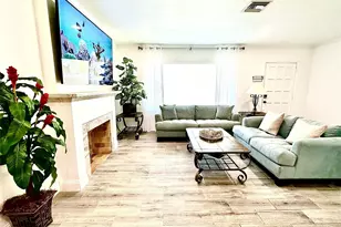 1742 NE 7th St, Fort Lauderdale, FL 33304 - Photo 3