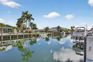 2641 NE 48th St, Lighthouse Point, FL 33064 - Photo 81