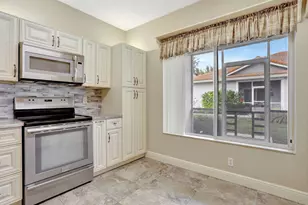 1040 SW 42nd Ave, Deerfield Beach, FL 33442 - Photo 9