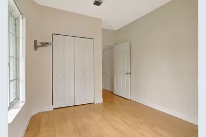 1040 SW 42nd Avenue, Deerfield Beach, FL 33442 - Photo 17
