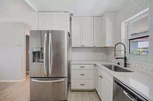 2829 NE 30th St, Fort Lauderdale, FL 33306 - Photo 9