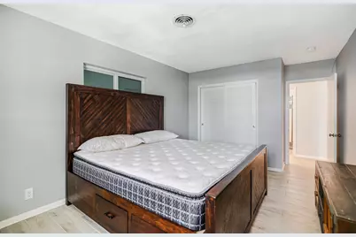 2829 NE 30th Street #302, Fort Lauderdale, FL 33306 - Photo 17