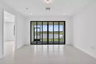 13600 SW Starkissed Ln, Port Saint Lucie, FL 34987 - Photo 21