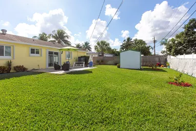 343 Balsam Street, Palm Beach Gardens, FL 33410 - Photo 39