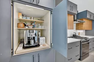 1721 NE 37th St, Oakland Park, FL 33334 - Photo 39