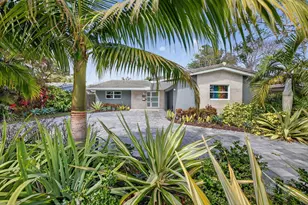 1721 NE 37th St, Oakland Park, FL 33334 - Photo 5