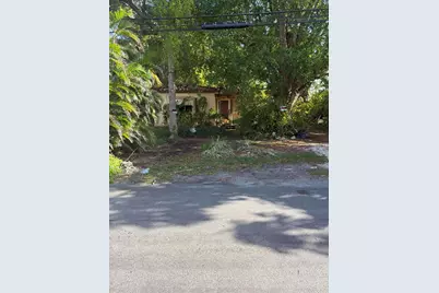 601 NW 7th Street, Dania Beach, FL 33004 - Photo 11